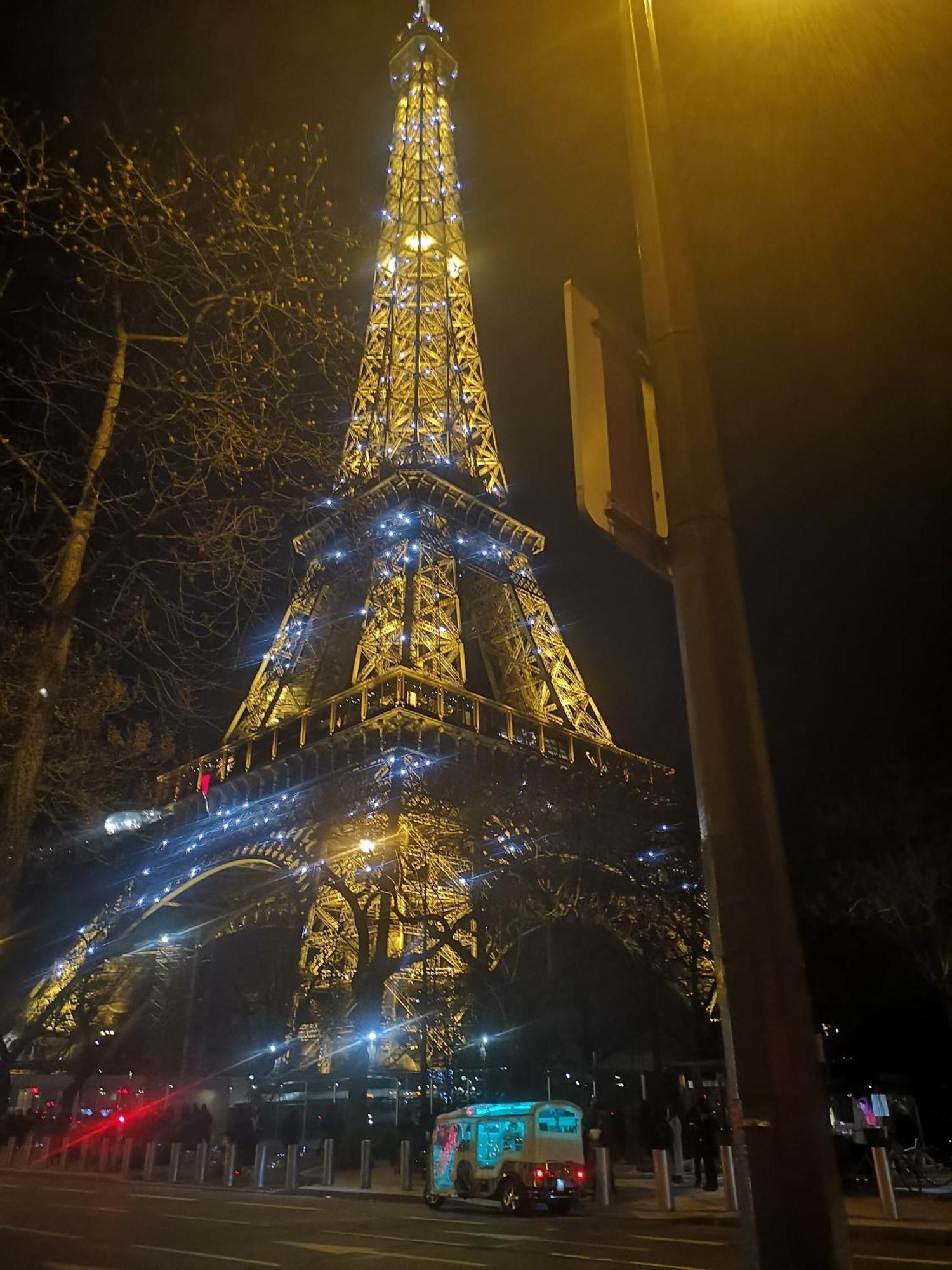 Aeroport Cdg, Paris Disneyland, Eiffel Tower, Jo 2024 Montévrain Exteriör bild